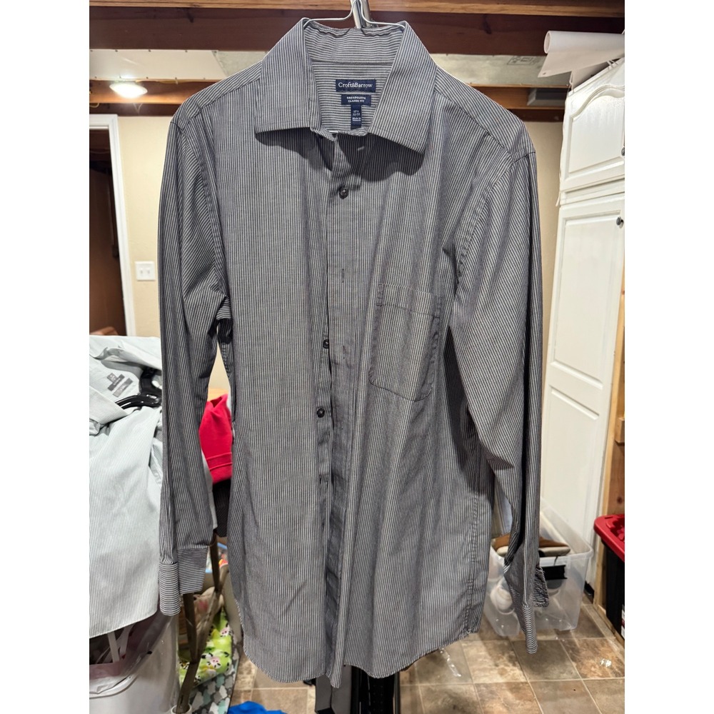 Croft & Barrow MensClassic Fit BroadclothDress Shirt GreyWhite Stripe 15.5 32/33